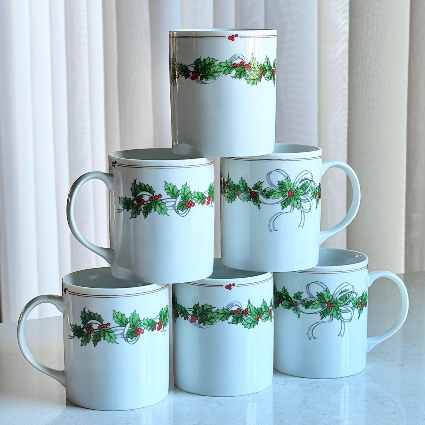 Vintage Toscany Holly and Berries Mugs - Set of 6