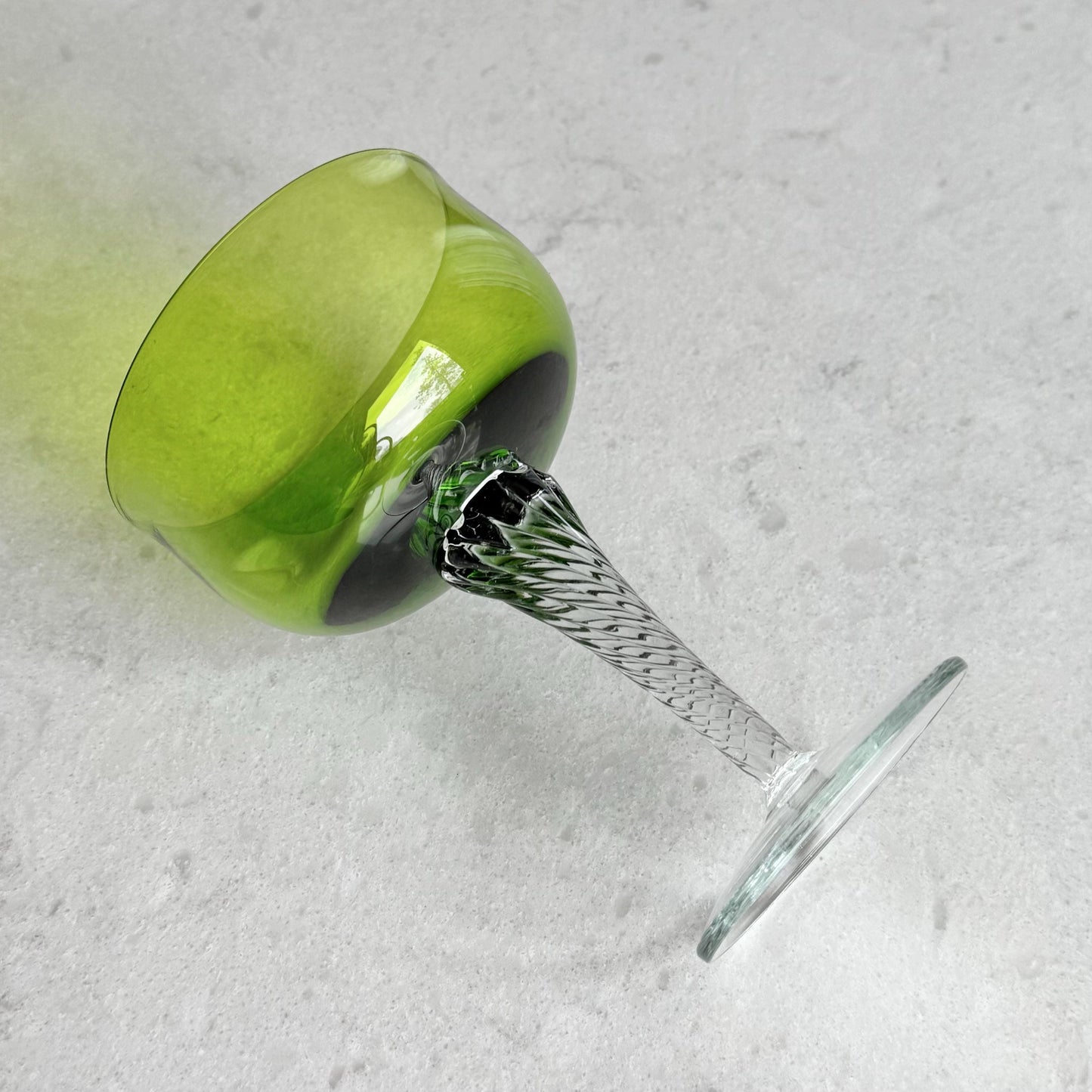 Vintage Libbey Saturn Green Twisted Stem Glasses - Set of 4