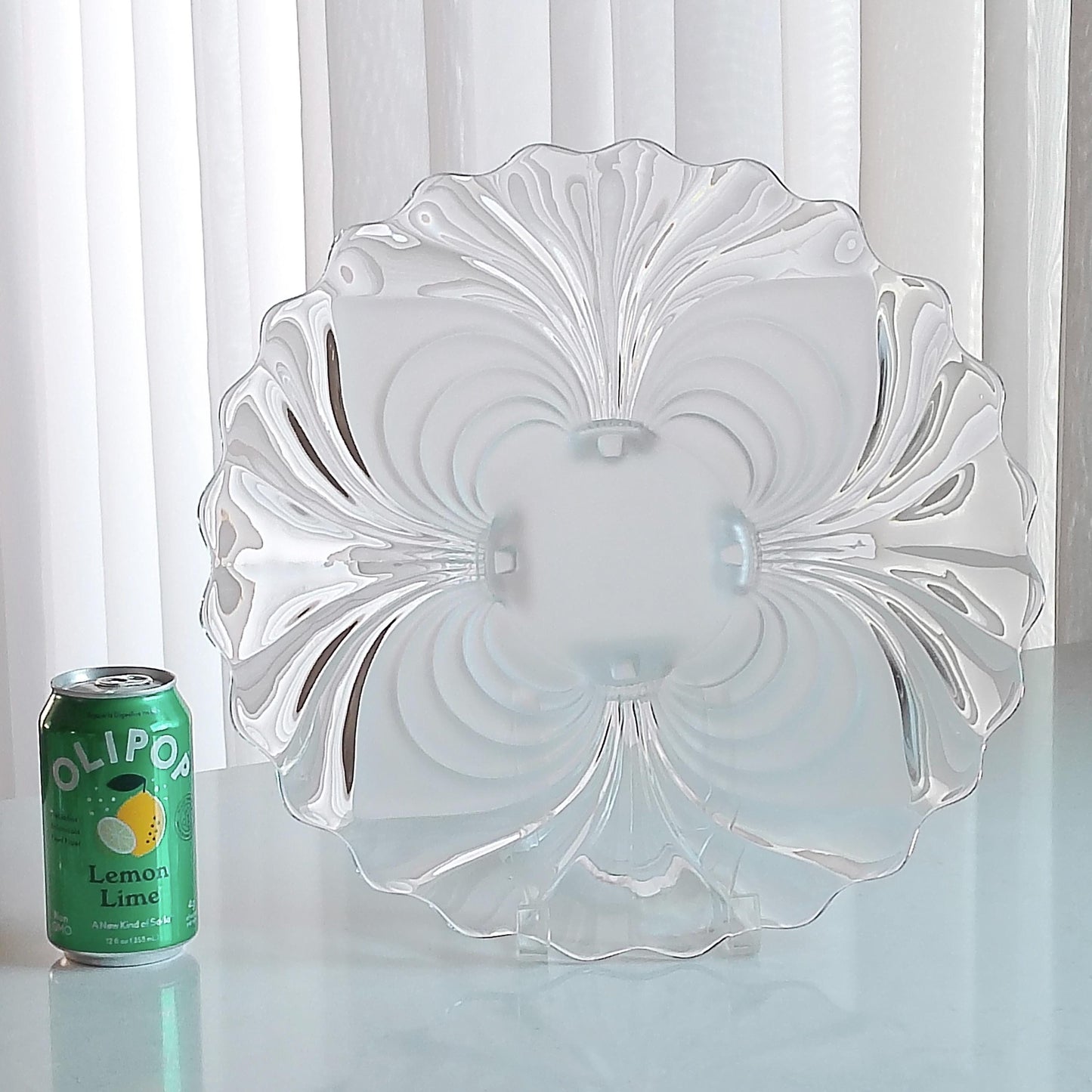 Vintage Cambridge Alpine 14 Inch 4 Toed Cabaret Plate (circa 1940 - 1949)