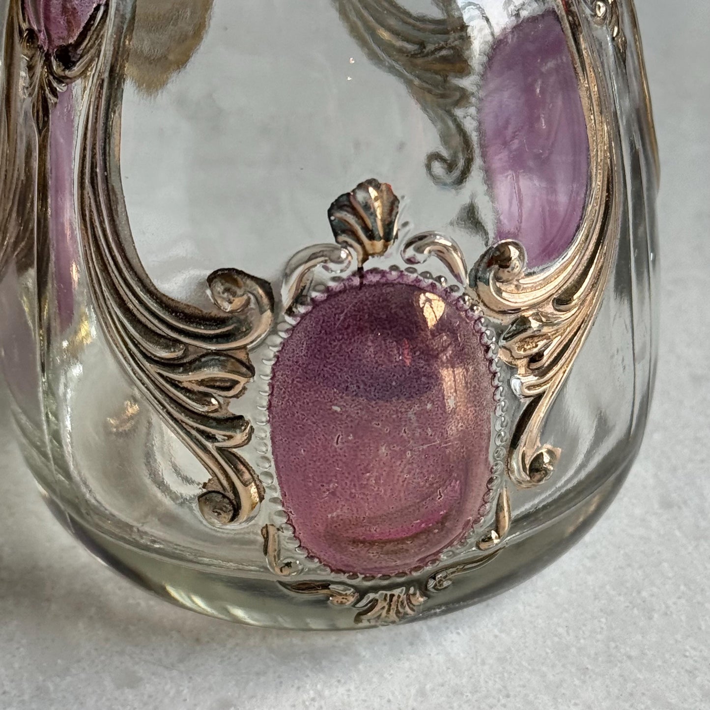 Vintage Gold and Cranberry Accented Decanter and 5 Glasses
