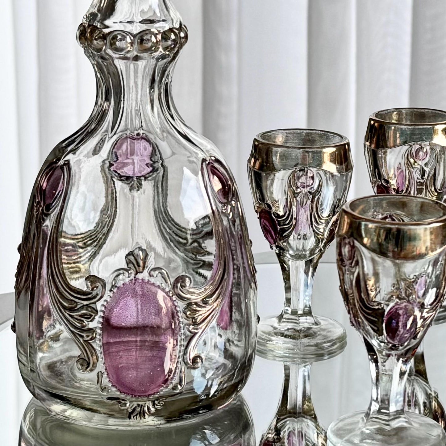 Vintage Gold and Cranberry Accented Decanter and 5 Glasses
