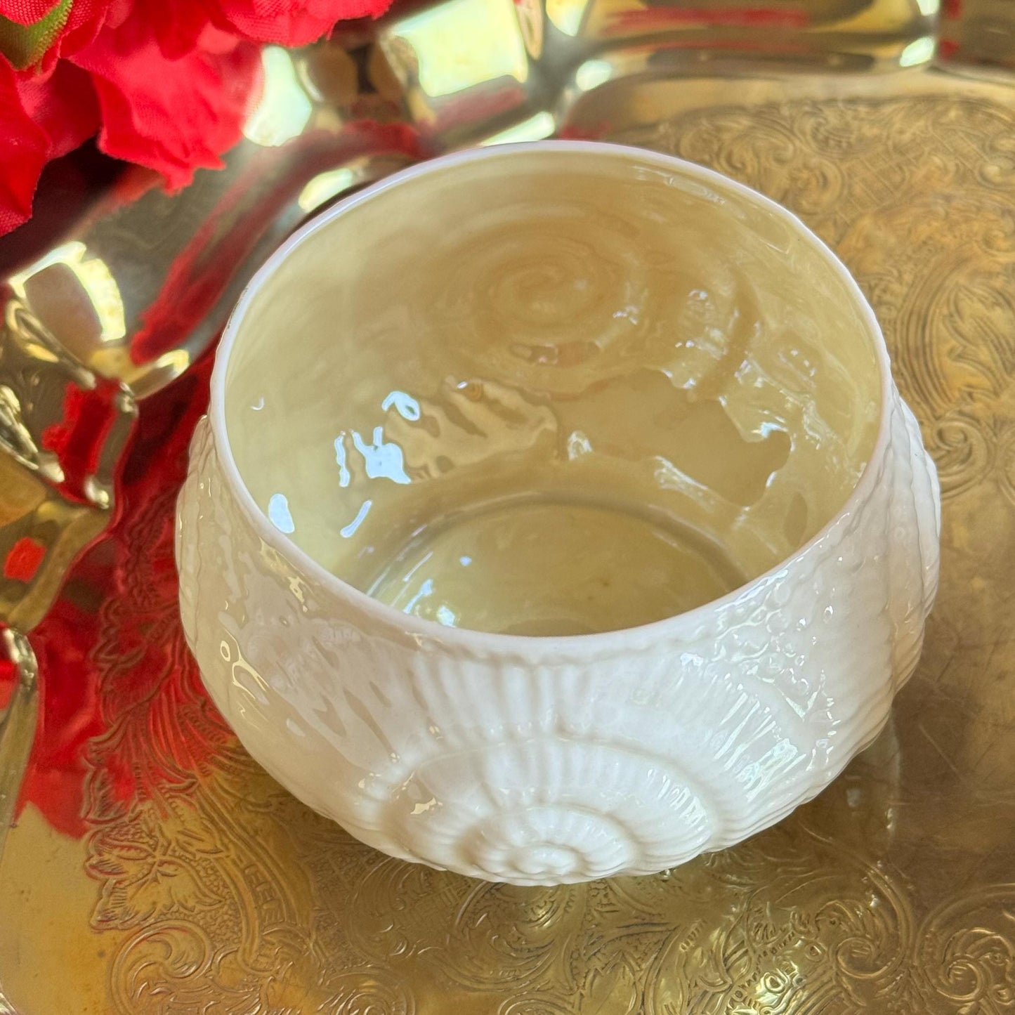 Vintage Belleek Iridescent Toy Shell Yellow Accent Sugar and Creamer Set (circa 1946 - 1955)