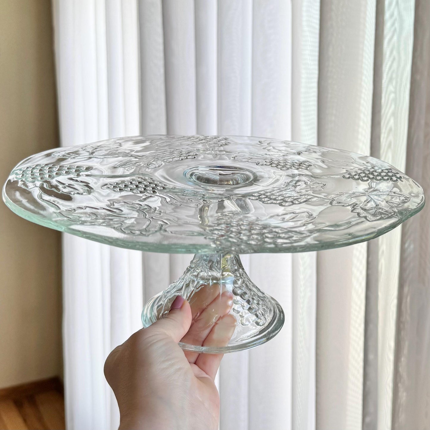 Vintage Colony Glass Harvest Grape Cake Stand