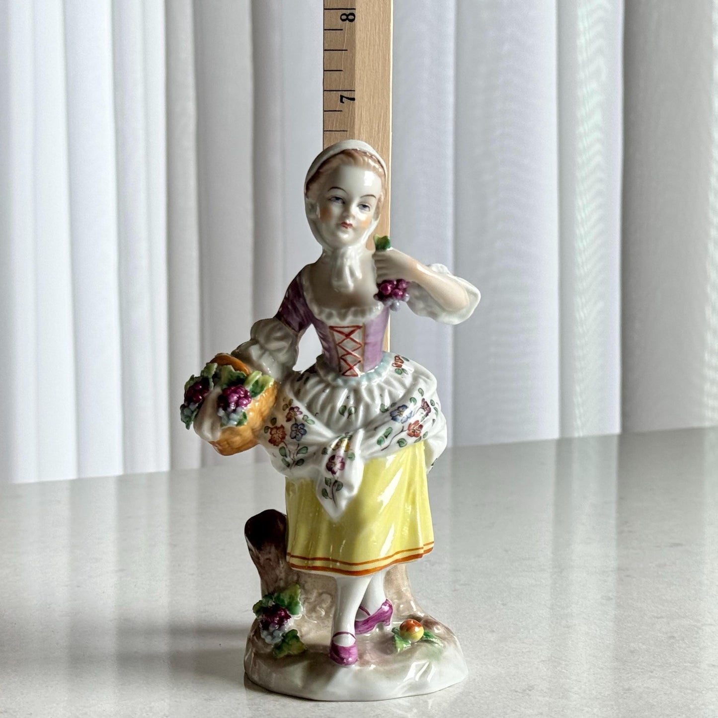 Vintage Sitzendorf German Porcelain Girl Figurine