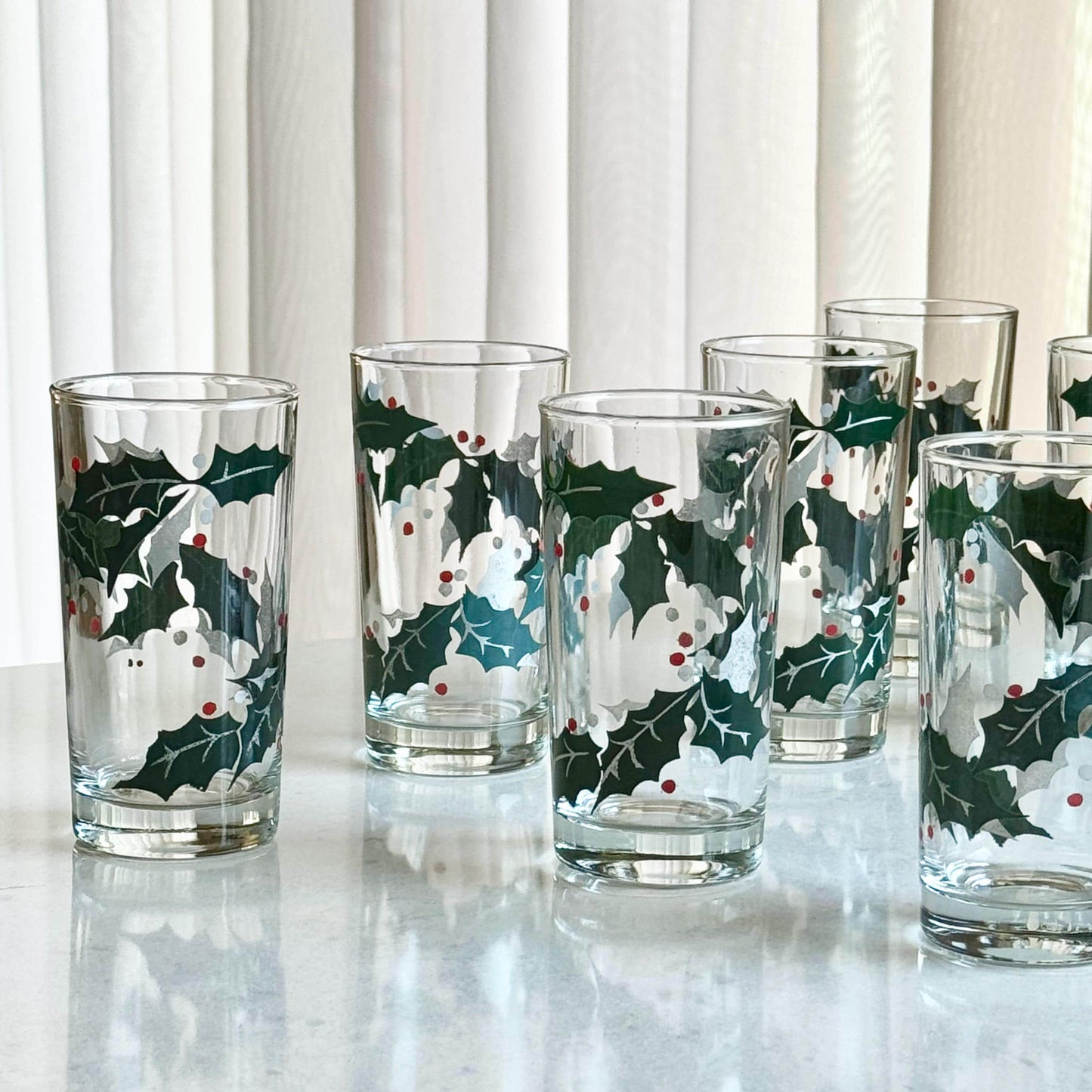 Vintage Silver Accented Holly and Berries 10 Ounce Glasses - Set of 7 Tumblers