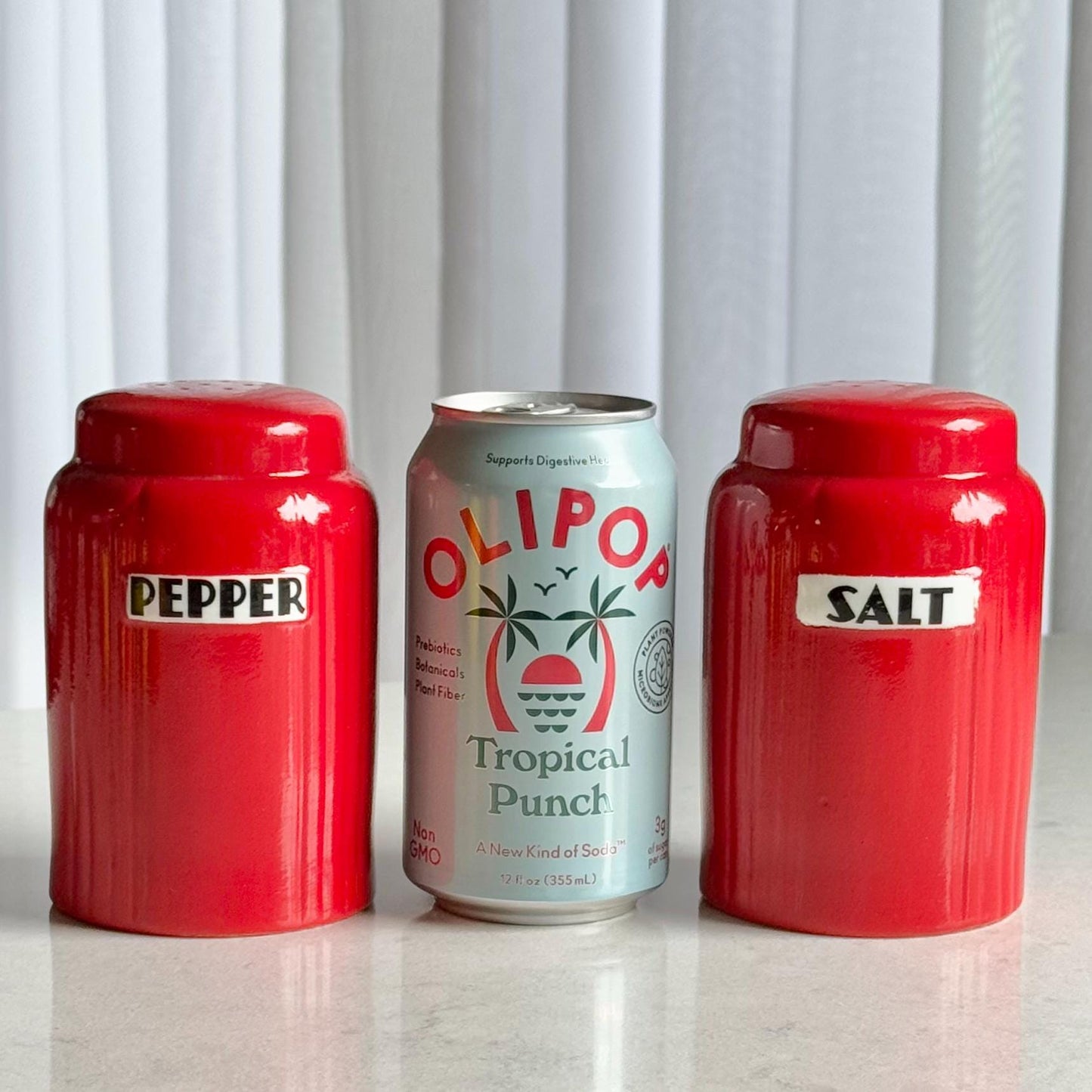 Vintage Hall Novelty Radiance Chinese Red Salt & Pepper Shaker Set
