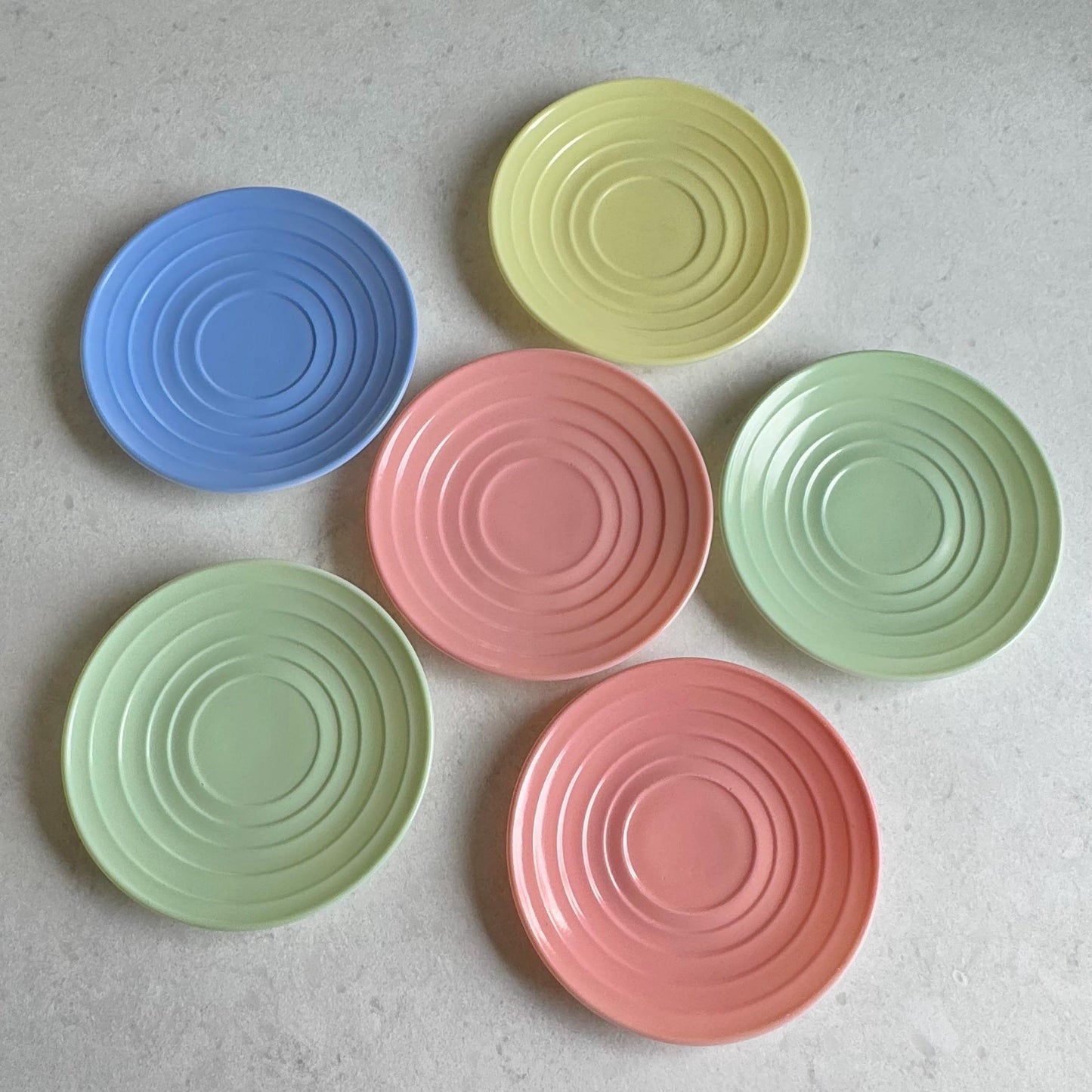 Vintage Hazel Atlas Moderntone Platonite Pastel Dishes - Service for 6 (24 pieces total)