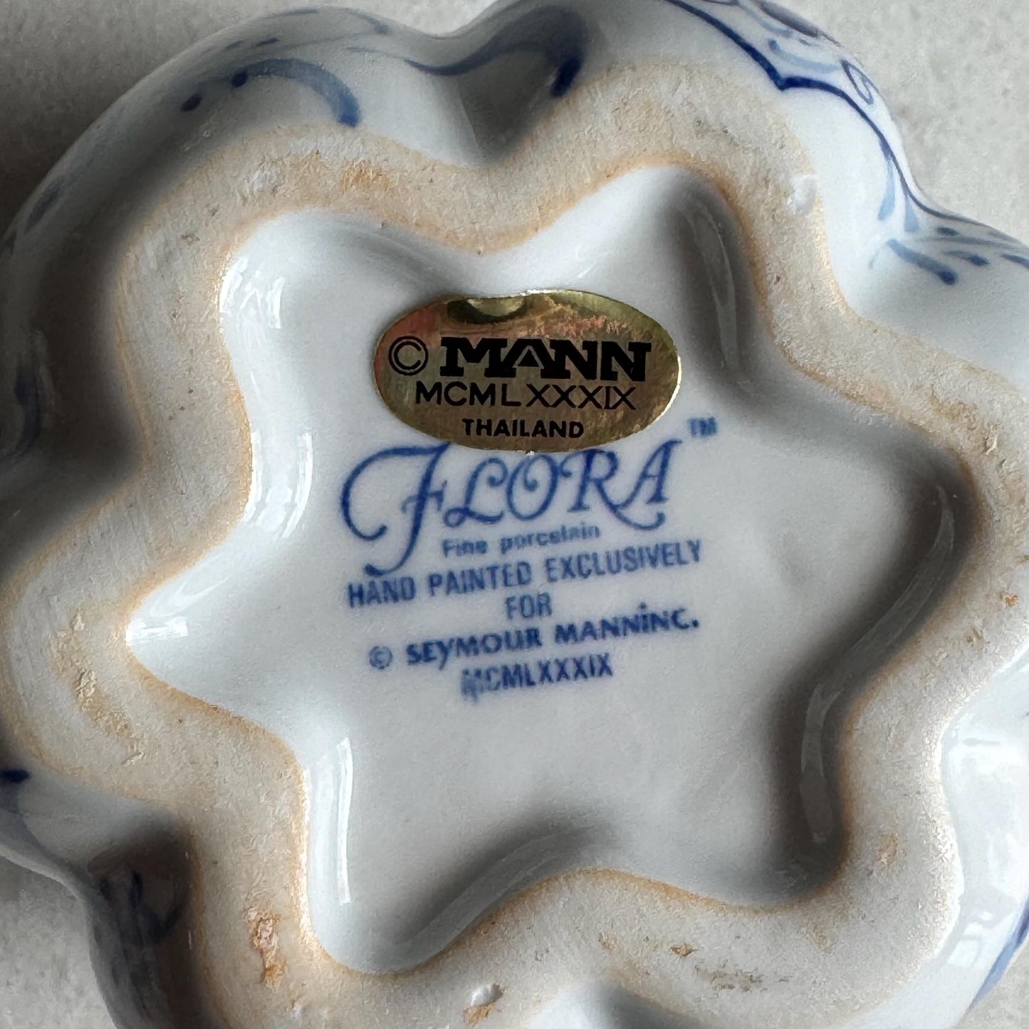 Vintage Seymour Mann Blue and White Flora Pumpkin with Original Sticker Still Attached