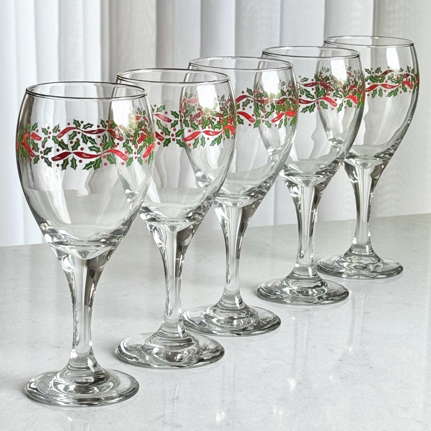 Vintage Libbey Holly and Ribbon Glasses - Set of 5