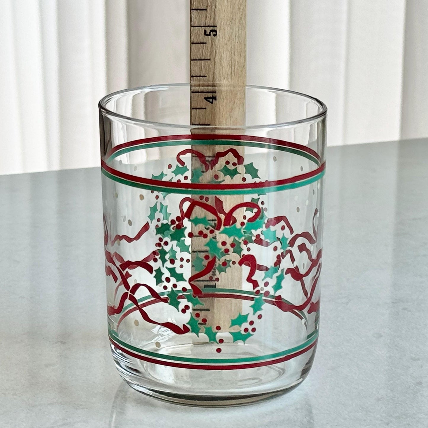 Vintage Wreath and Ribbon Glasses - Set of 4 Tumblers