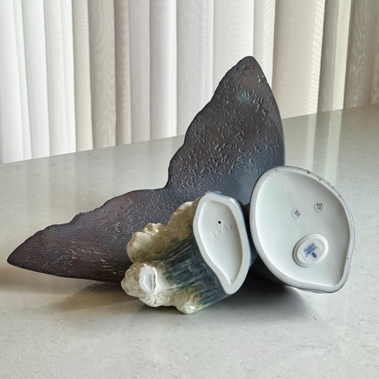 Lladro Giant Of The Sea Whale Statue (Large 10” X 15”)