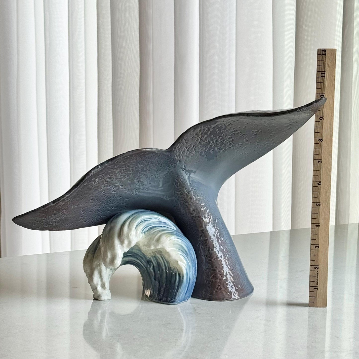 Lladro Giant Of The Sea Whale Statue (Large 10” X 15”)