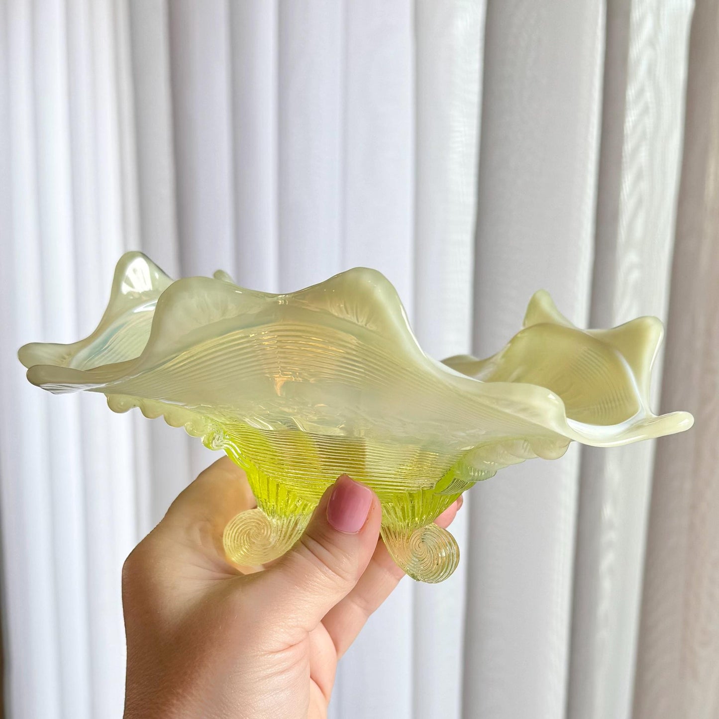 Vintage Northwood Vaseline Glass Klondyke Fluted Scroll Opalescent Bowl (circa late 1890s / early 1900s)