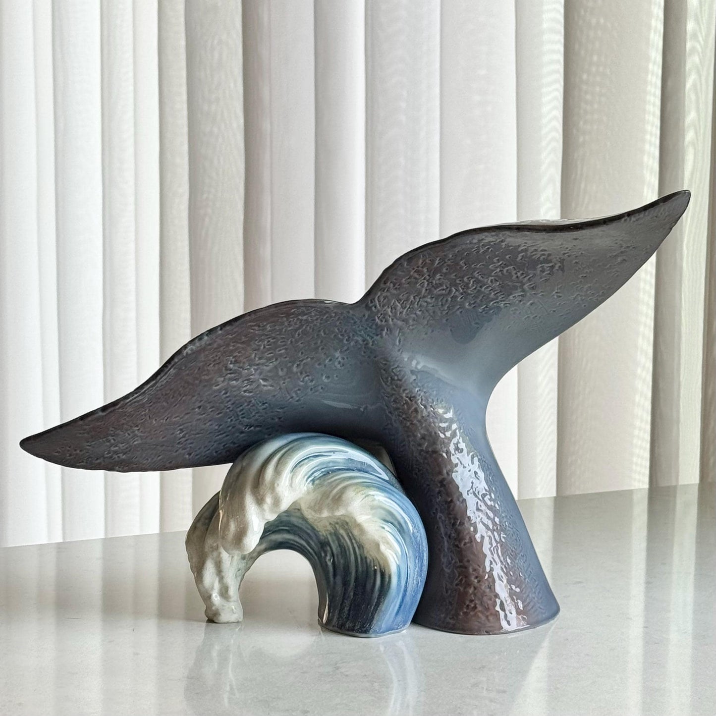 Lladro Giant Of The Sea Whale Statue (Large 10” X 15”)