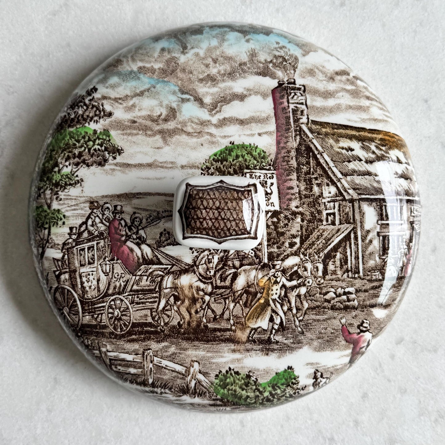 Vintage Wood & Sons The Post House Lidded Bowl