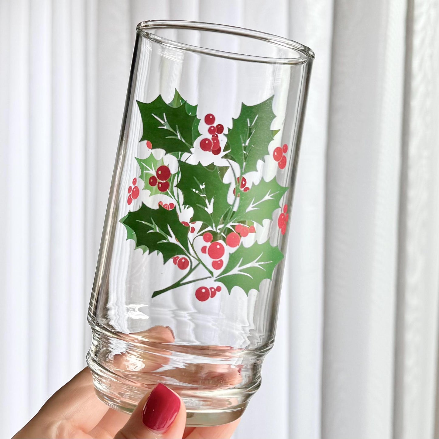 Vintage Indiana Glass 16 Ounce Holly Tumblers - Set of 7