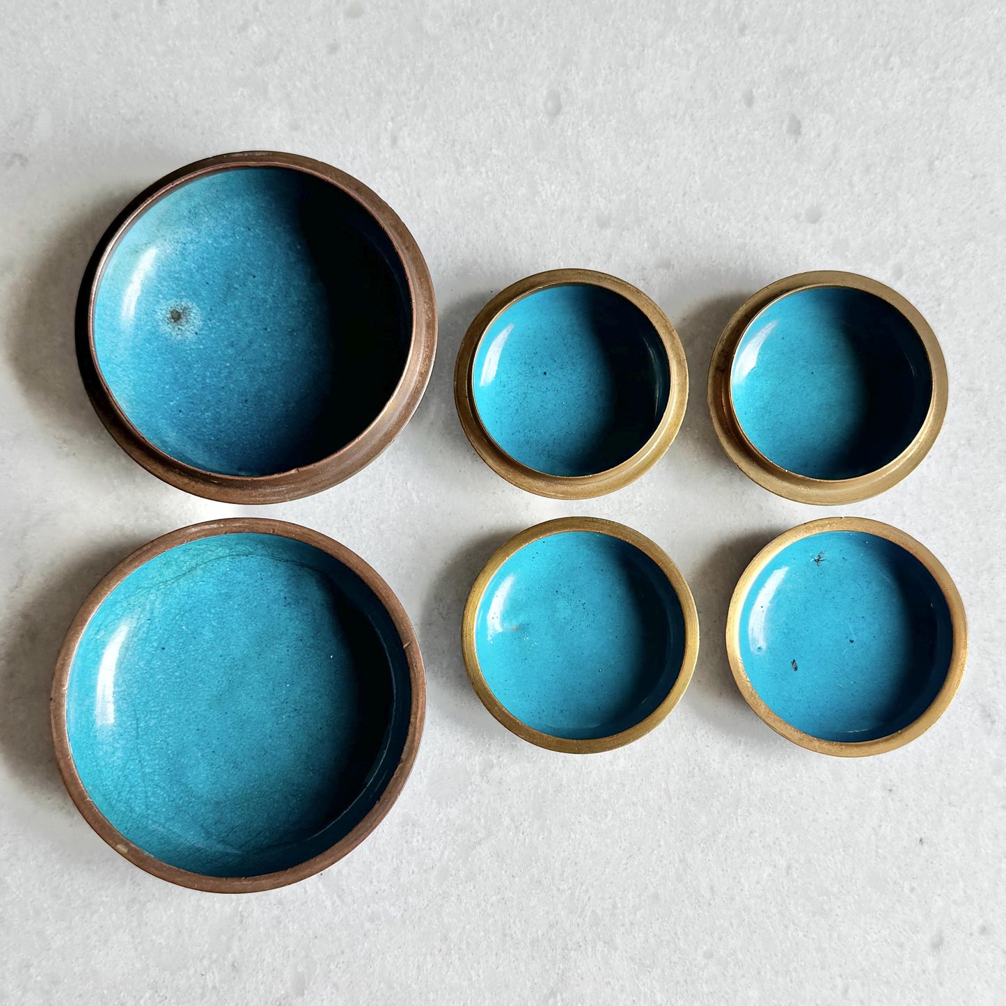 Vintage Chinese Cloisonne Round Trinket Boxes - Set of 3