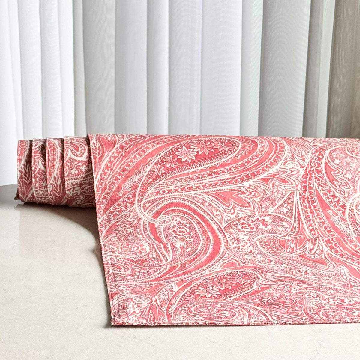 Ralph Lauren Veranda Red Paisley Table Runner