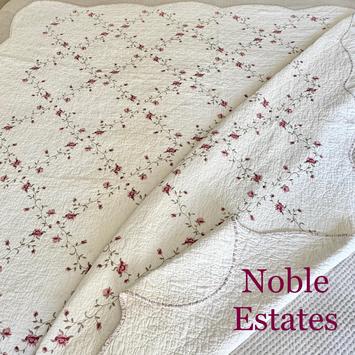 Vintage Scalloped Edge Floral Trellis Bedspread Coverlet - Approx. 91 in x 82 in.