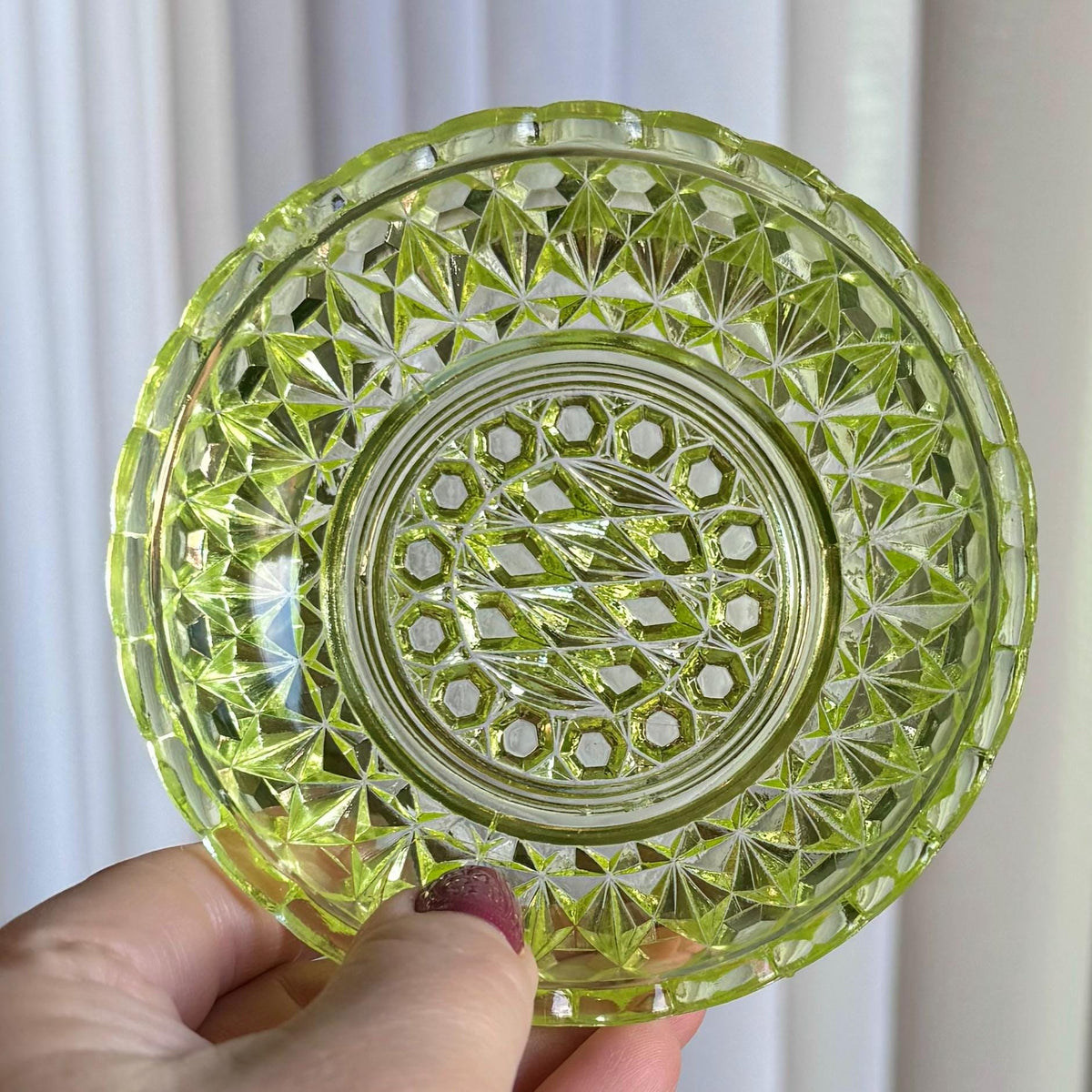 Antique Central Vaseline Glass Pressed Block and Diamond Zephyr Bowls (circa 1885 - 1891) - Set of 6