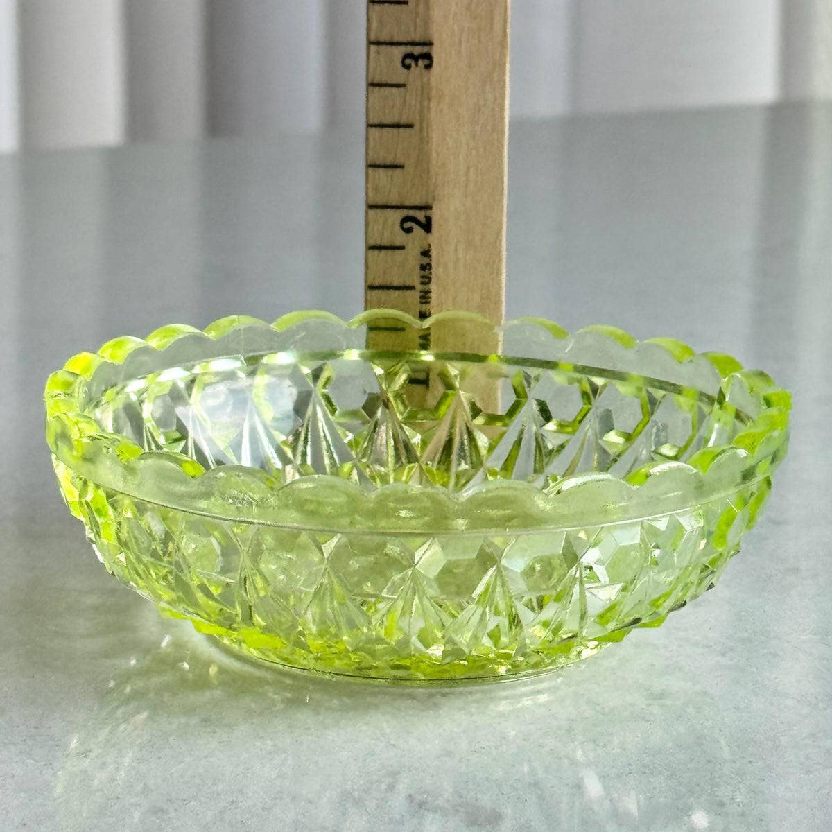 Antique Central Vaseline Glass Pressed Block and Diamond Zephyr Bowls (circa 1885 - 1891) - Set of 6