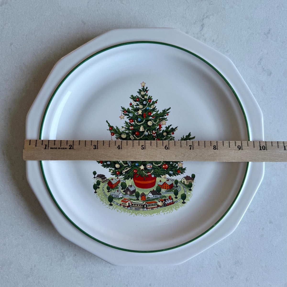 Vintage Pfaltzgraff Heritage Christmas Dinner Plates - Set of 12