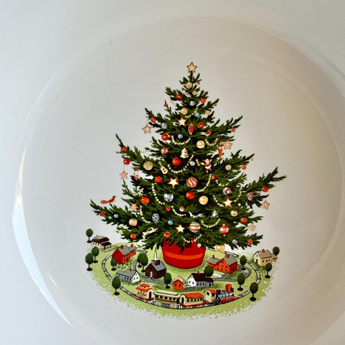 Vintage Pfaltzgraff Heritage Christmas 9 Inch Bowls - Set of 2