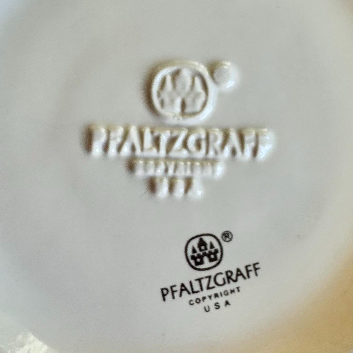 Vintage Pfaltzgraff Heritage Christmas 9 Inch Bowls - Set of 2