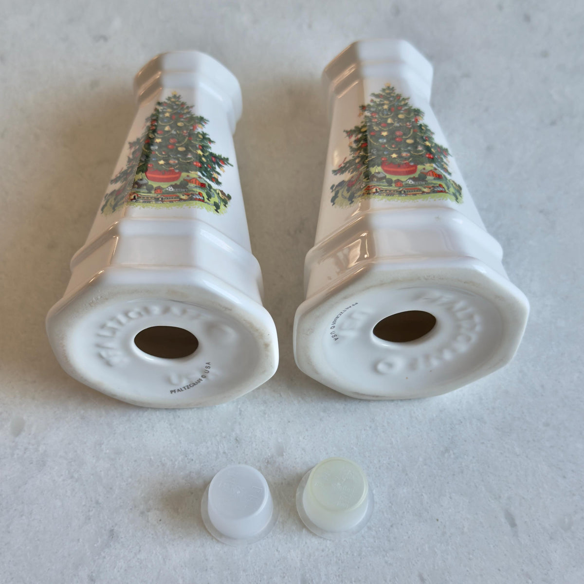 Vintage Pfaltzgraff Heritage Christmas Salt and Pepper Shakers - Set of 2