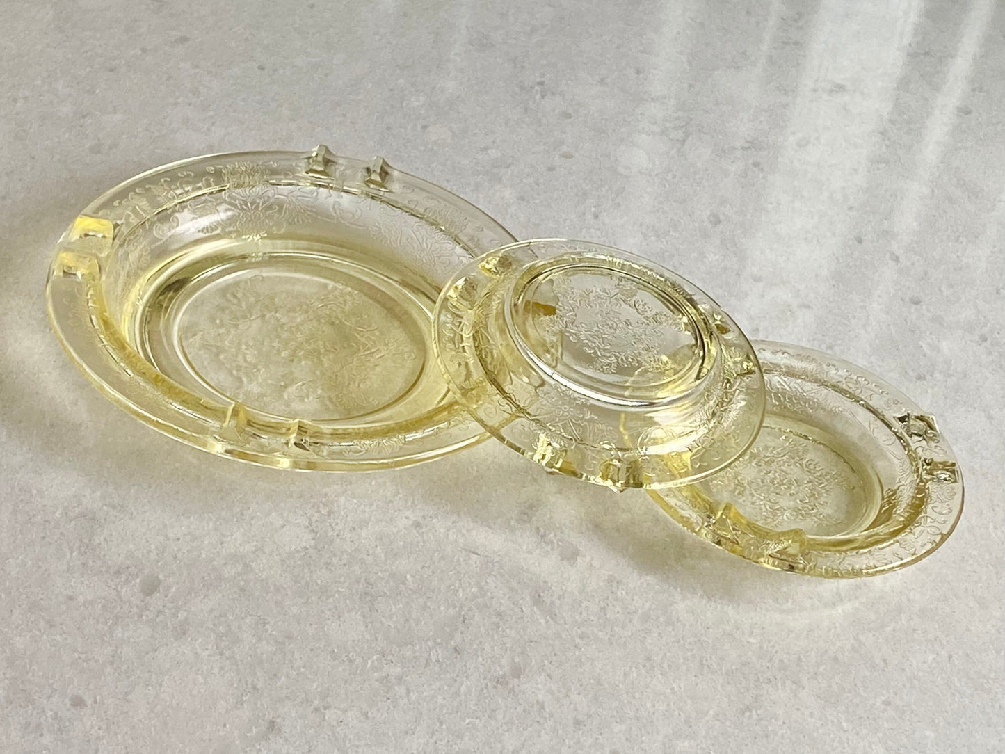 Vintage Hazel Atlas Florentine 2 Yellow Poppy (circa 1932 - 1935) - Set of Three Ashtrays