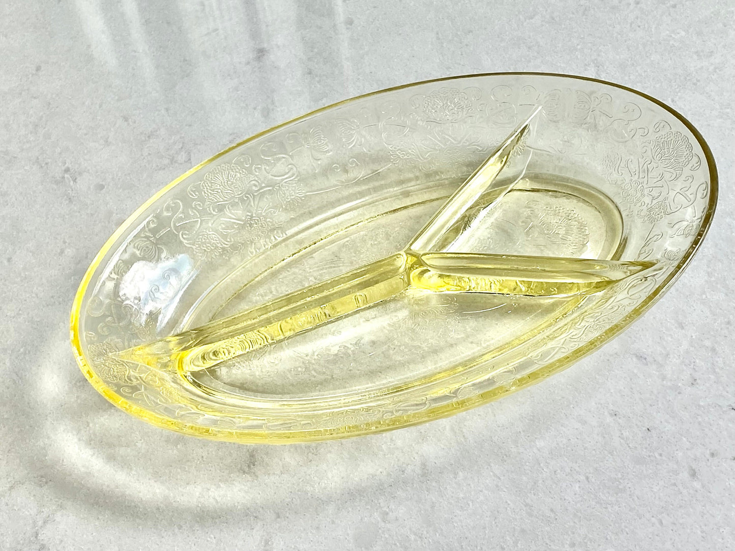 Vintage Hazel Atlas Florentine 2 Yellow Poppy Oval Divided Three-Part Relish / Condiment Dish (circa 1932 - 1935)