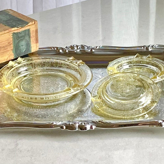 Vintage Hazel Atlas Florentine 2 Yellow Poppy (circa 1932 - 1935) - Set of Three Ashtrays