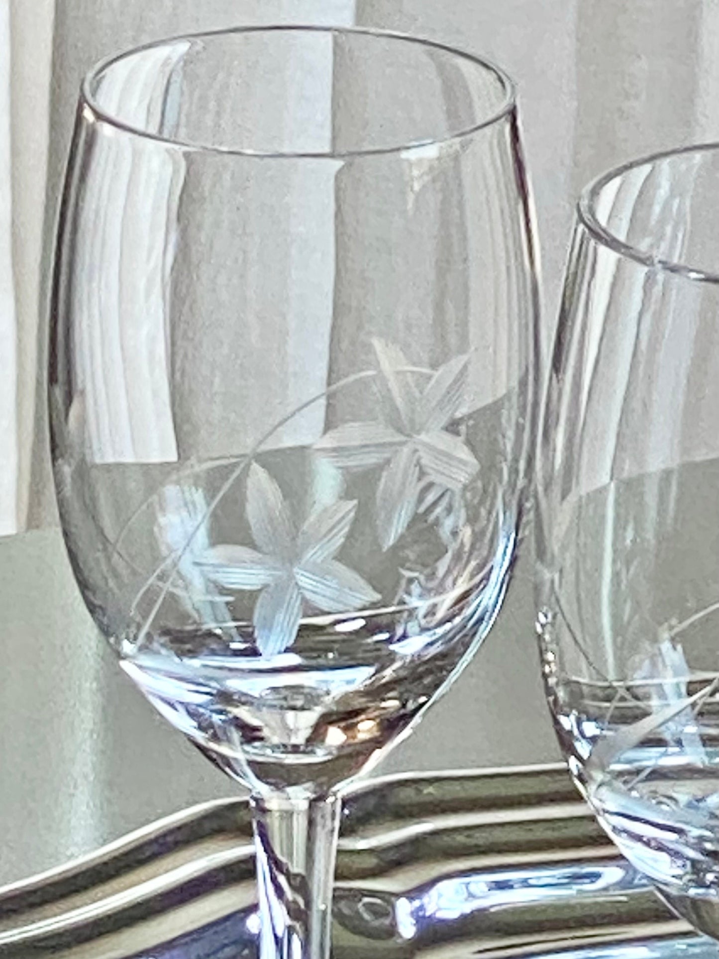 Vintage Etched Glasses - Set of 6 (Set #T02)