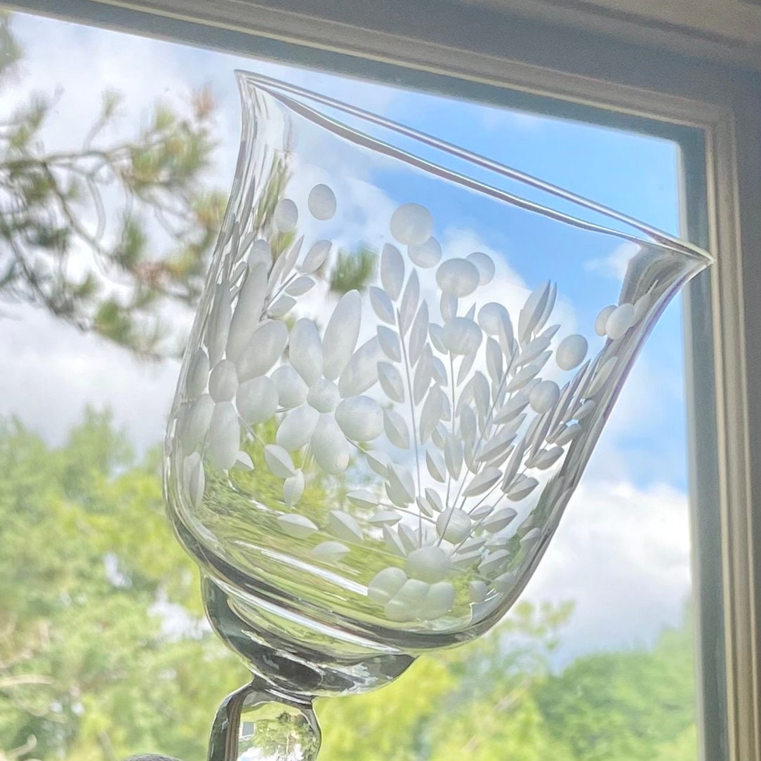 Vintage Etched Glasses - Set of 8 (Set #EE1)