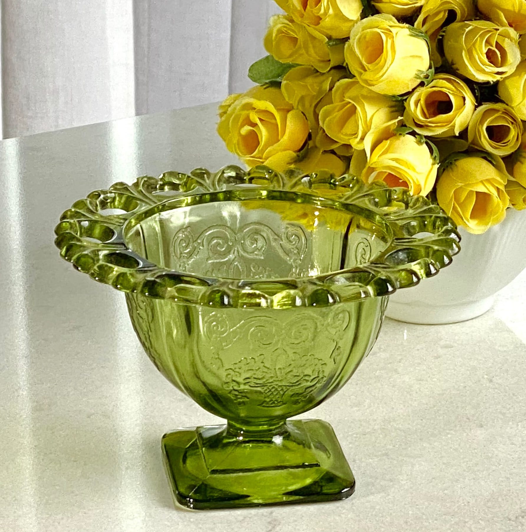 Vintage glass 2024 floral basket