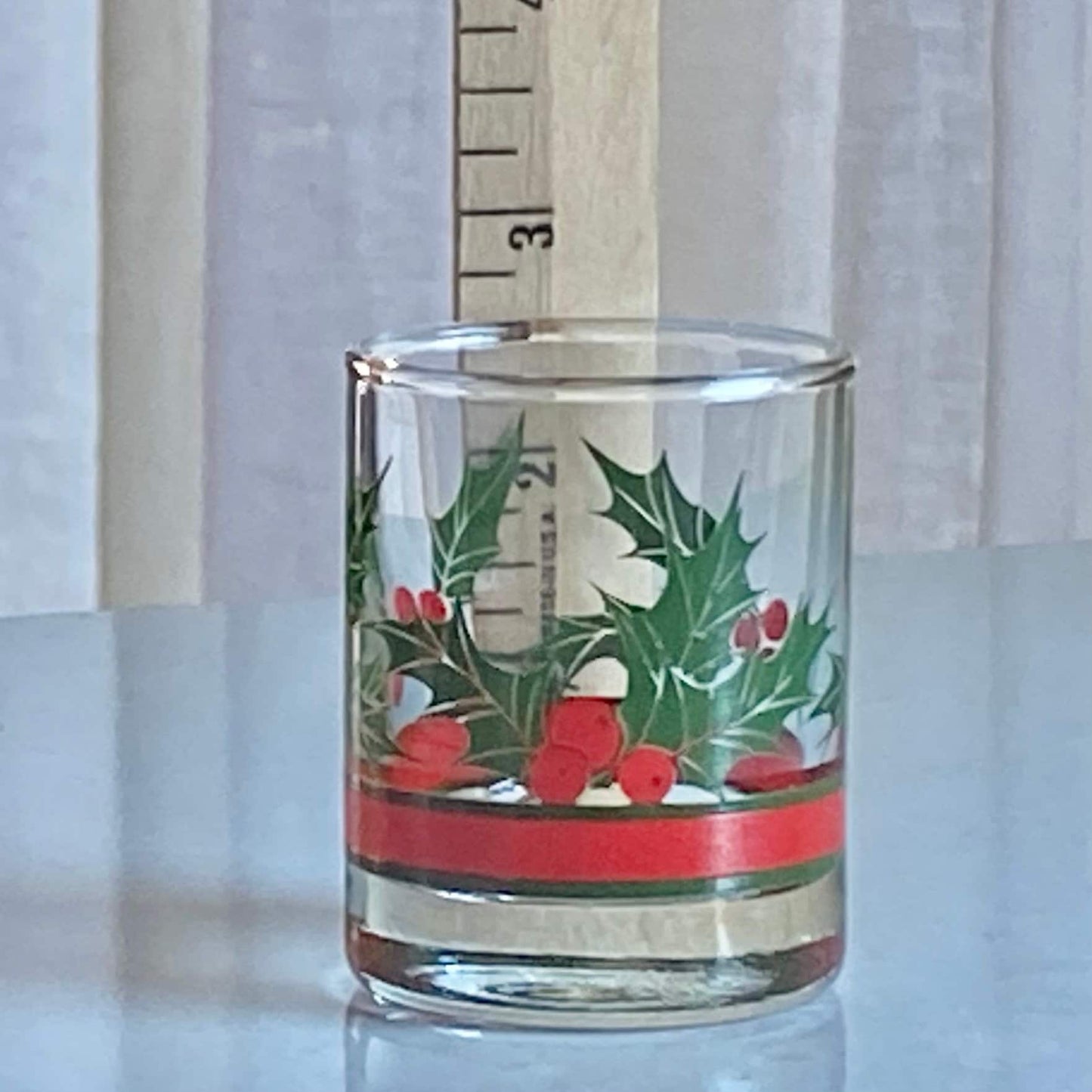 Vintage Libbey Holly and Berries Christmas Glasses - Set of 6