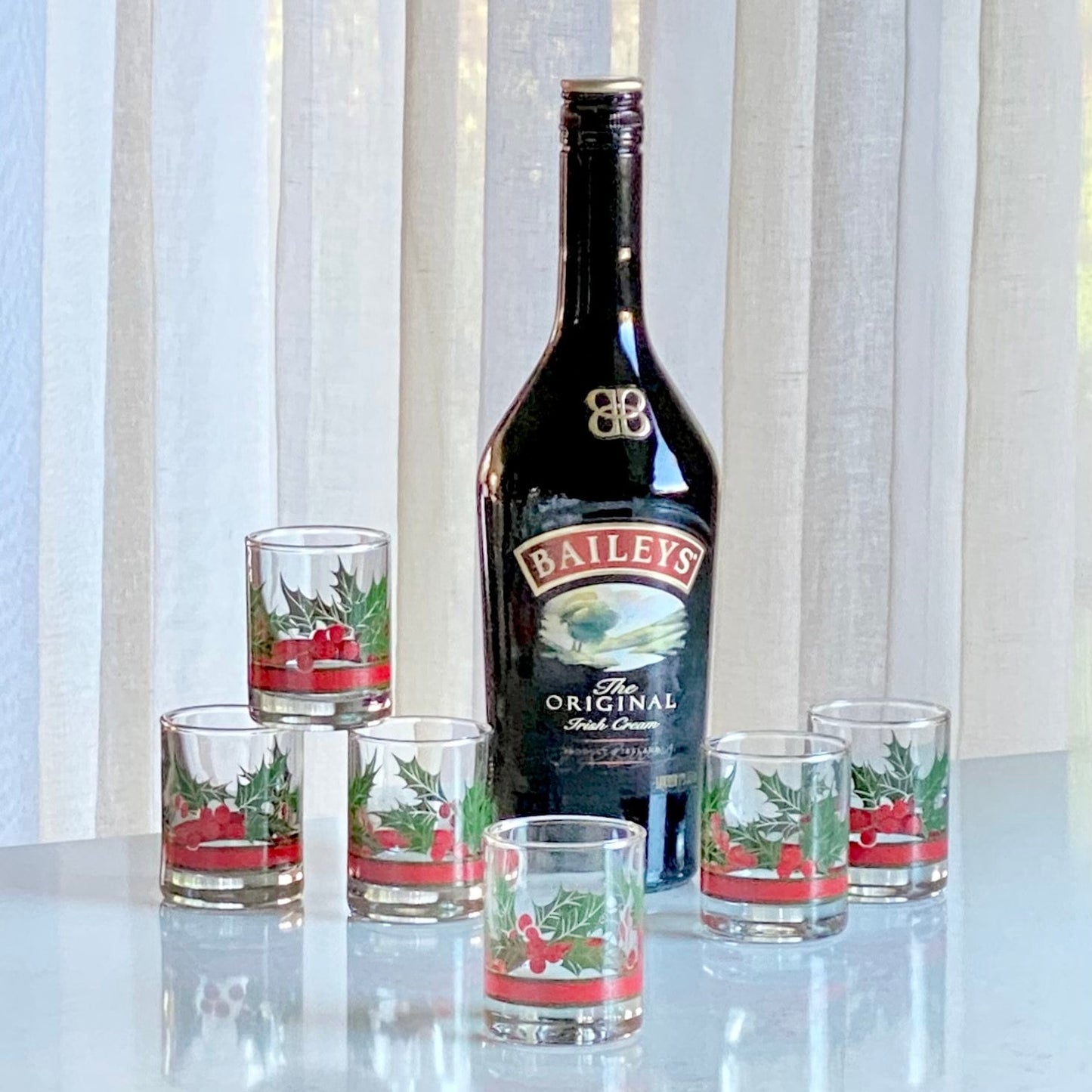 Vintage Libbey Holly and Berries Christmas Glasses - Set of 6