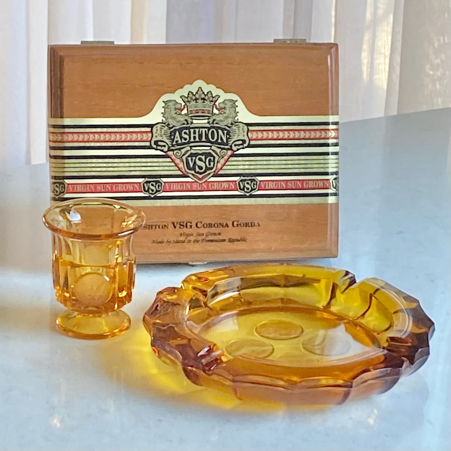 Vintage Fostoria Coin Glass Amber Large Ashtray (circa 1958 - 1982)