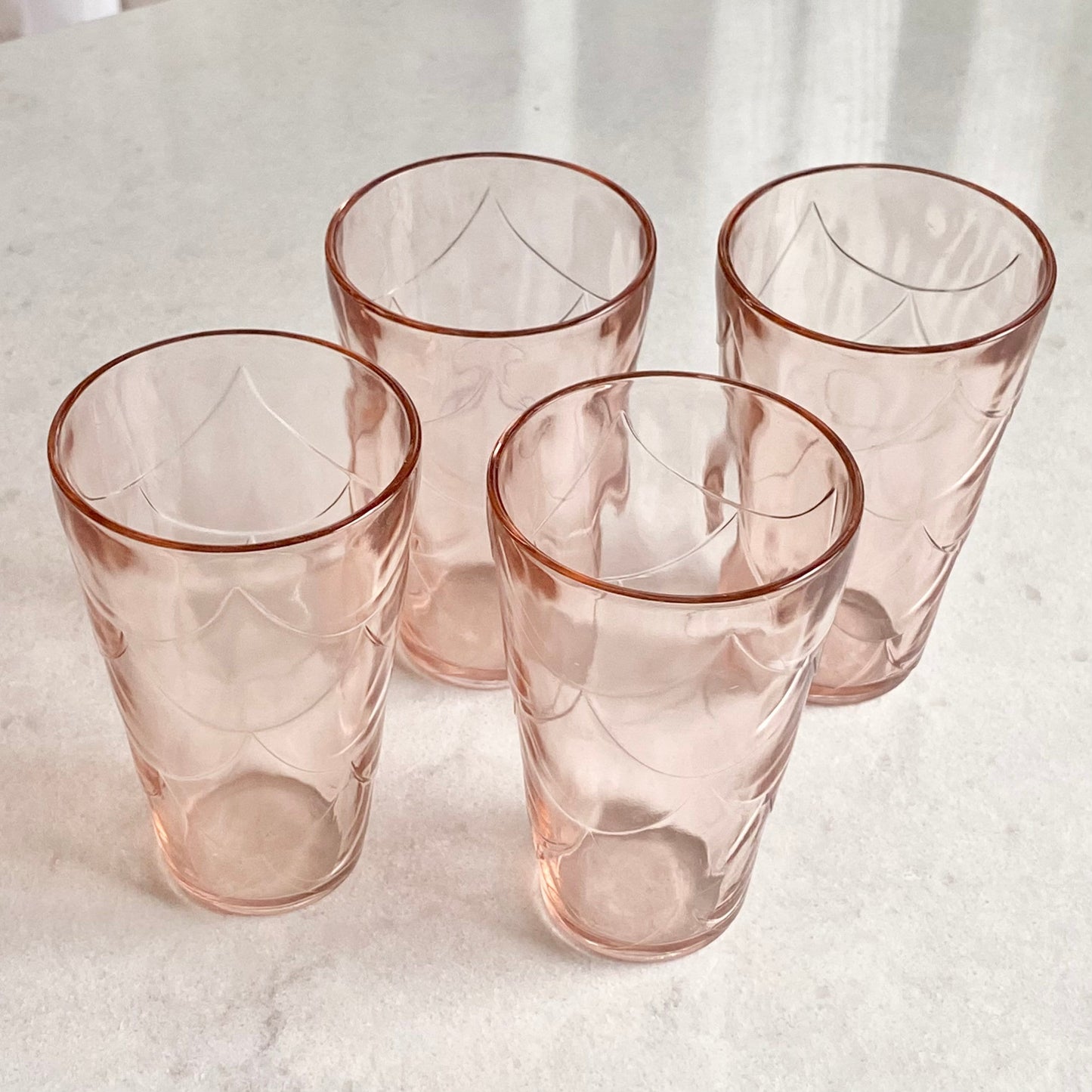 Vintage Pink Scalloped Fish Scale Glasses - Set of 5