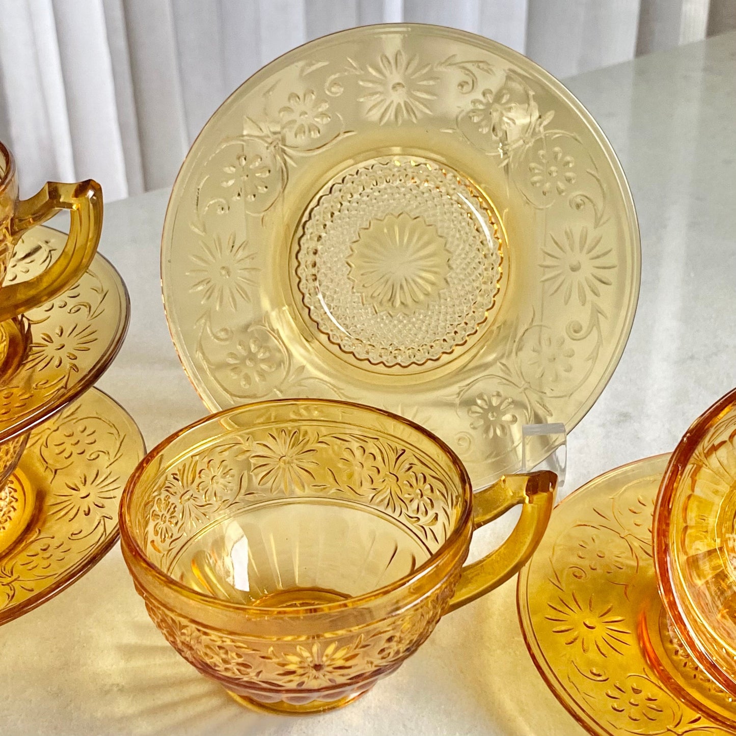 Vintage Indiana Glass Daisy Amber Cups and Saucers - 4 sets, 8 pieces total