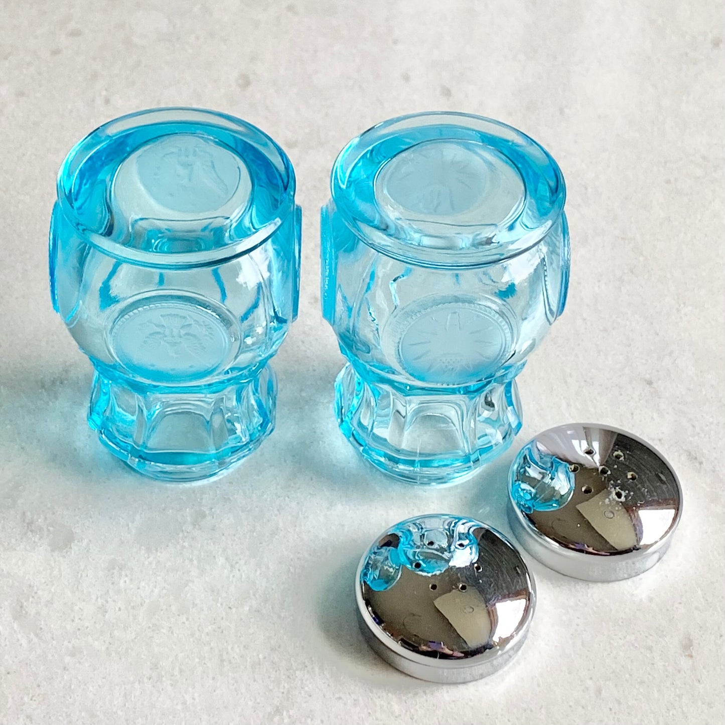 Vintage Fostoria Coin Glass Blue Salt and Pepper Shaker Set (circa 1958 - 1982)